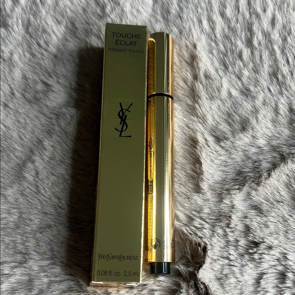 Yves Saint Laurent Touche Éclat Corrector Luminous Ivory 2